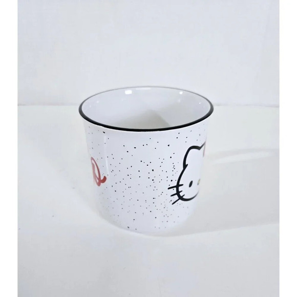 New Stylish Hello Kitty Coffee Mug, Hot or Cold, White & Red, 20fl oz - Picture 2 of 7